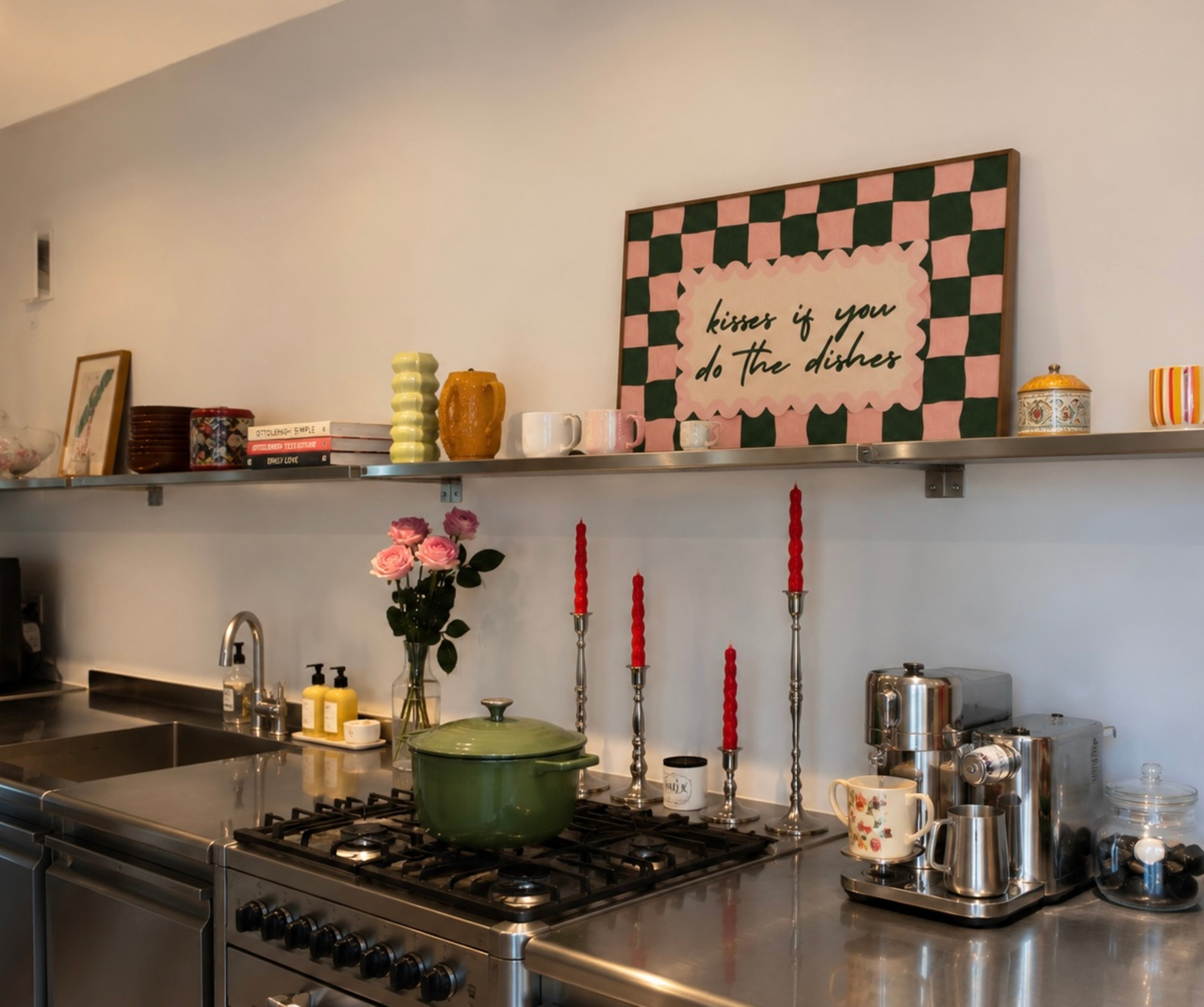 Playful Kitchen Funny Typography wall art with Handwritten quote "Kisses if you do the dishes" on a retro checkered - checkerboard pattern in burgundy tones. This is a hand drawn Oil Painting kitchen art Print decor.